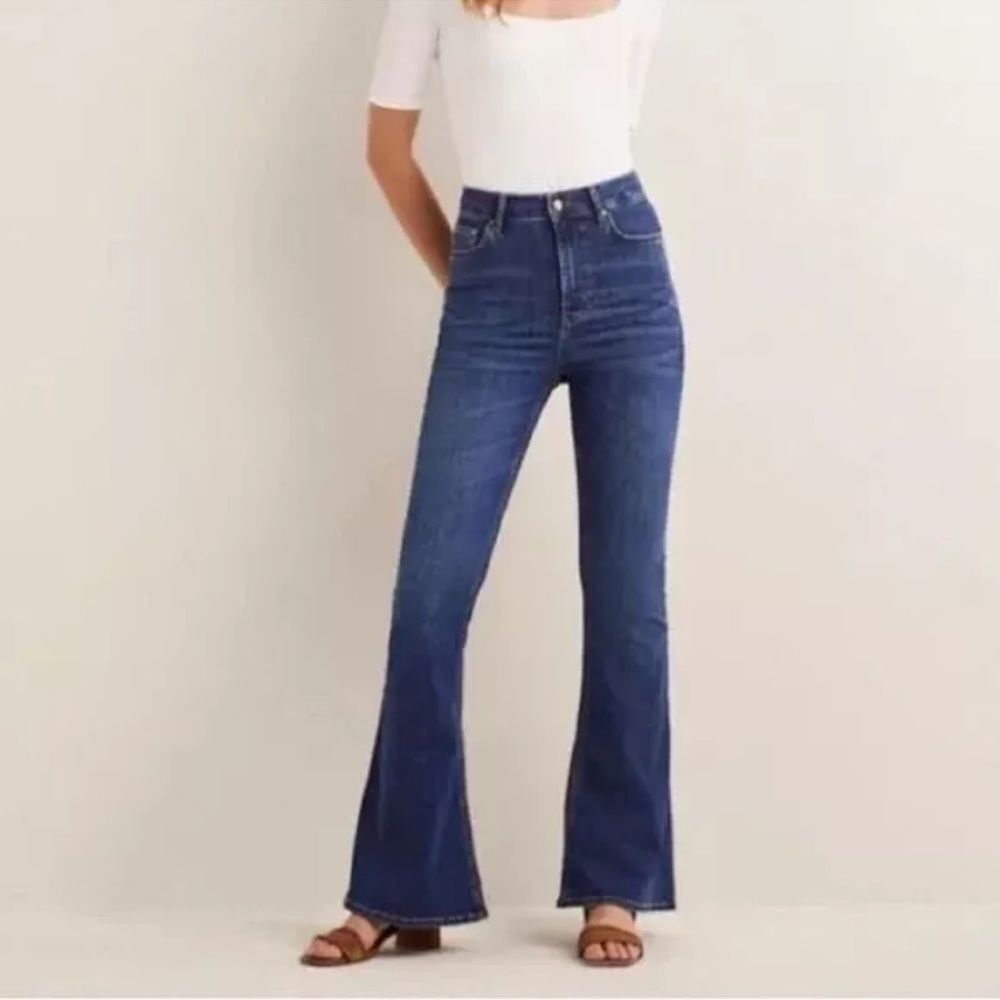 Boden Women’s high rise split flare jeans Classic Blue medium wash stretchy 33W